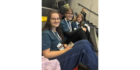 Úspěch studentek 3.A v celorepublikovém finále Mediální olympiády