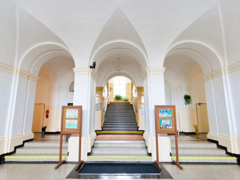 Foyer - pohled od vstupu